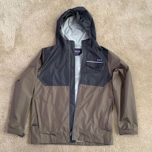Patagonia tan rain shell XL14